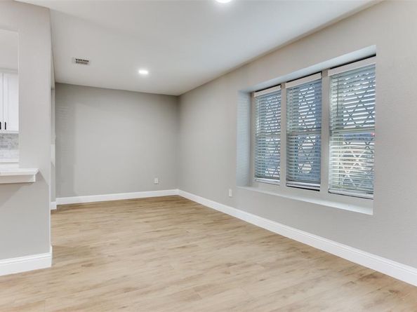 1420  Meadow Lane Terrace , Fort Worth Texas 76112