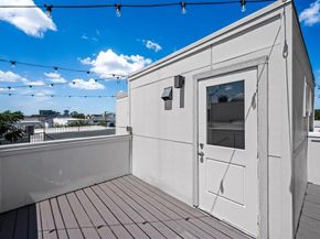 2016 N Fitzhugh Avenue  105, Dallas Texas 75204