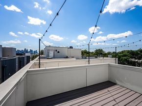 2016 N Fitzhugh Avenue  105, Dallas Texas 75204