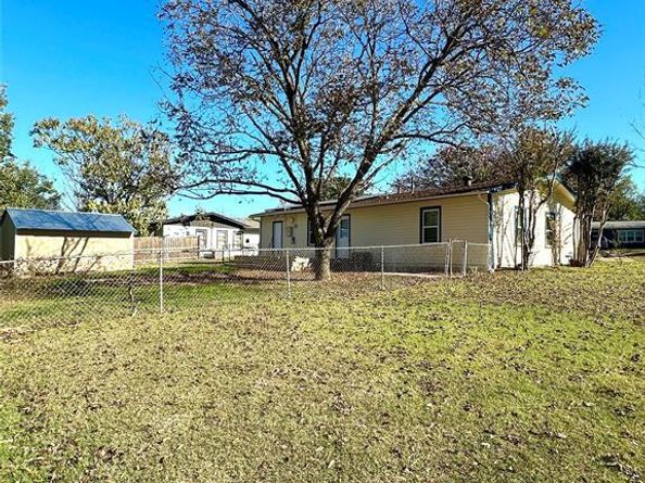 624  Browning Drive , Arlington Texas 76010