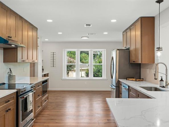 7255  Crossbow Court , Fort Worth Texas 76133