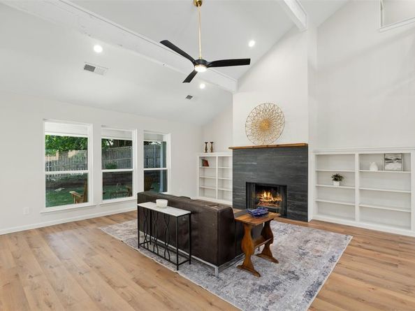 7255  Crossbow Court , Fort Worth Texas 76133