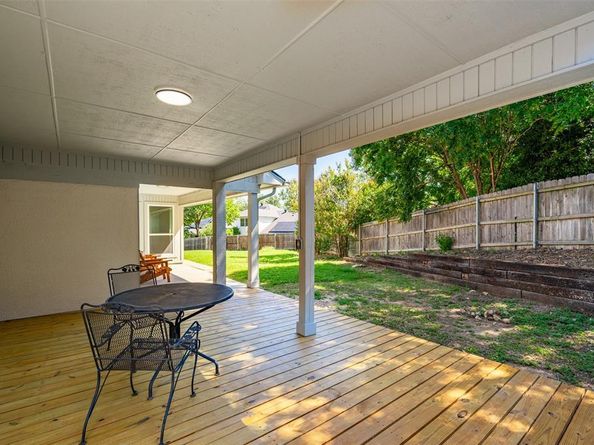 7255  Crossbow Court , Fort Worth Texas 76133