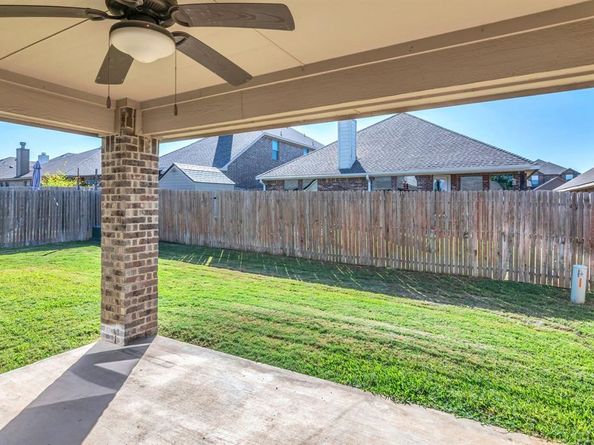 3920  Hollow Lake Road , Fort Worth Texas 76262