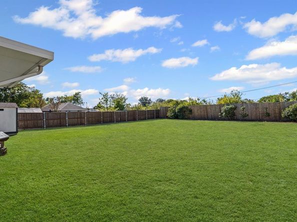 3719  Canon Gate Circle , Carrollton Texas 75007