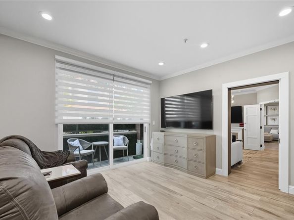 330 E Las Colinas Boulevard E 174, Irving Texas 75039