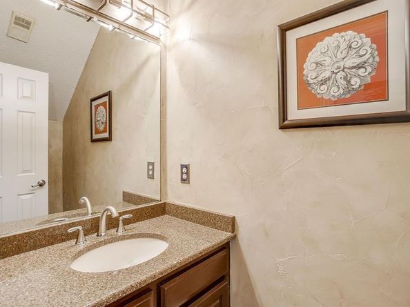 2801  Pomponessett Drive , Arlington Texas 76001