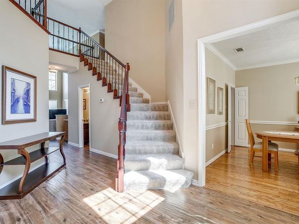 2801  Pomponessett Drive , Arlington Texas 76001