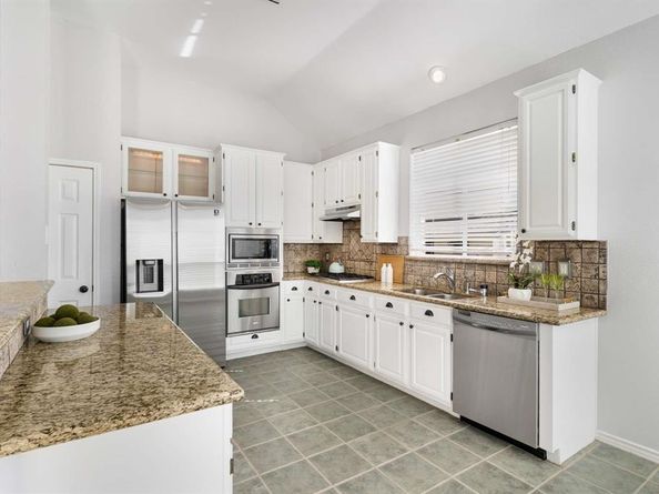 2401  Manchester Drive , Carrollton Texas 75006