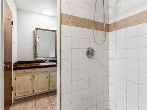 1613  Janice Lane , Fort Worth Texas 76112