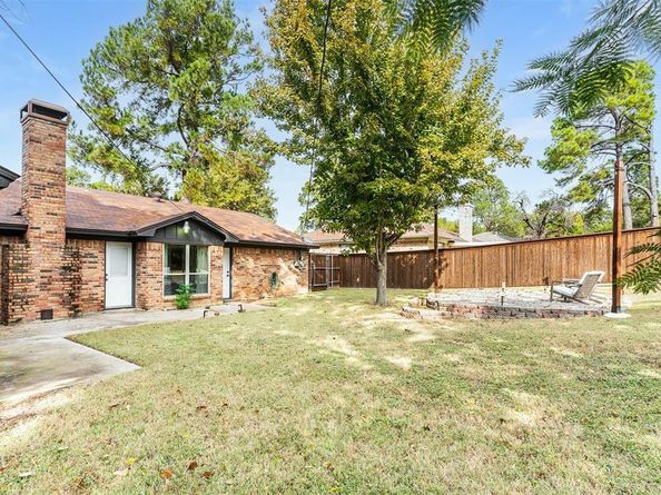 1613  Janice Lane , Fort Worth Texas 76112