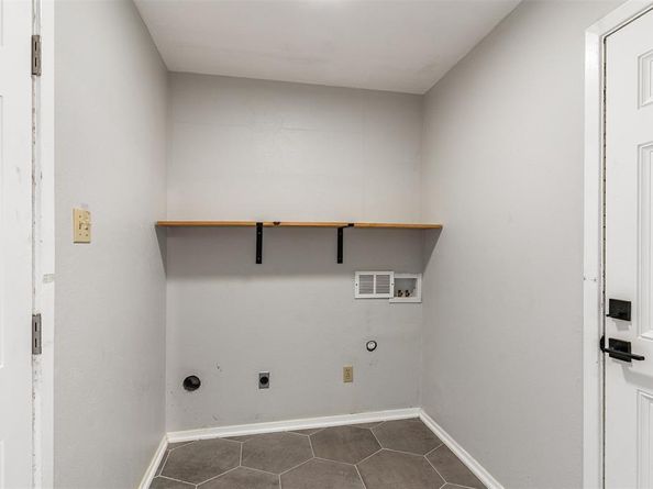 1613  Janice Lane , Fort Worth Texas 76112