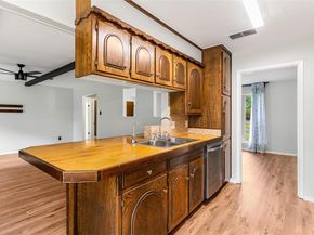 1613  Janice Lane , Fort Worth Texas 76112