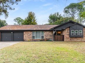 1613  Janice Lane , Fort Worth Texas 76112