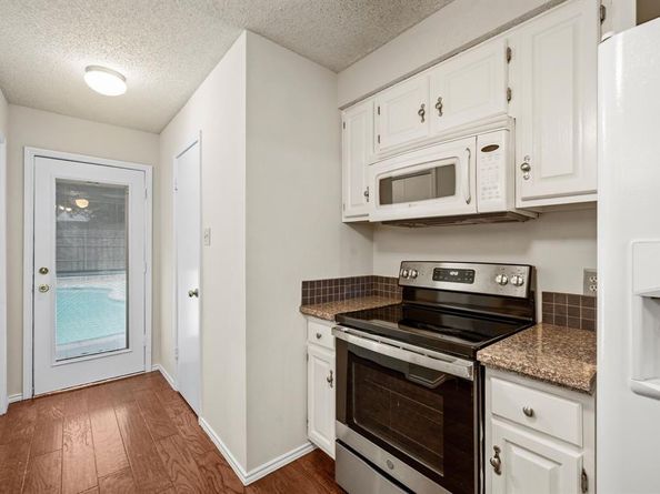 6605  Bluebonnet Drive , Rowlett Texas 75089