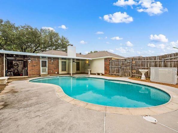 6605  Bluebonnet Drive , Rowlett Texas 75089