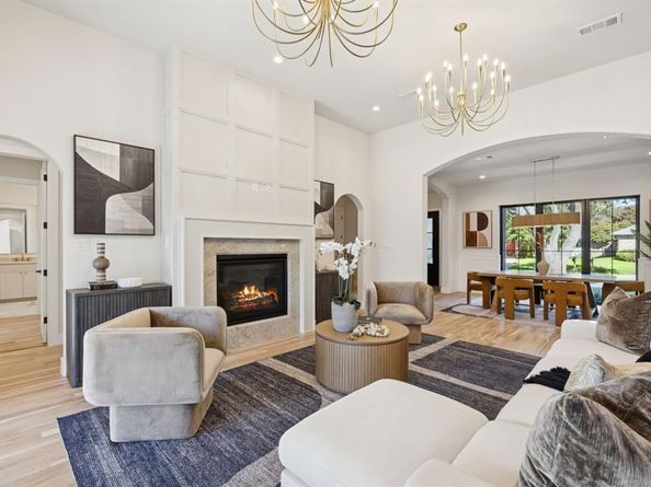 6619  Robin Willow Court , Dallas Texas 75248