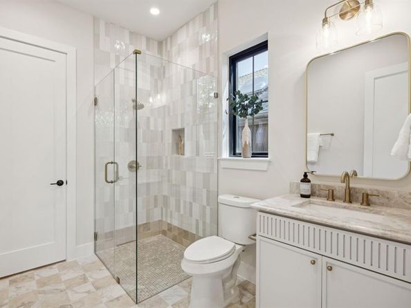 6619  Robin Willow Court , Dallas Texas 75248