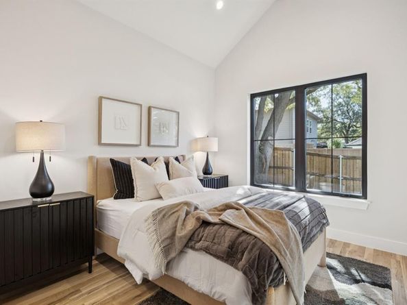 6619  Robin Willow Court , Dallas Texas 75248