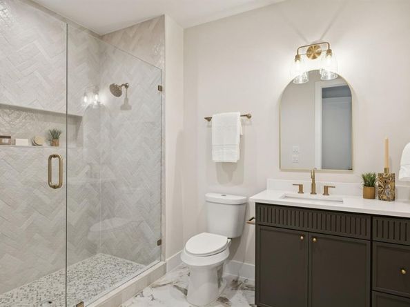 6619  Robin Willow Court , Dallas Texas 75248