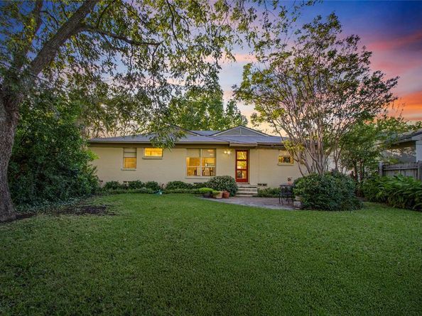 207  Dover Drive , Richardson Texas 75080