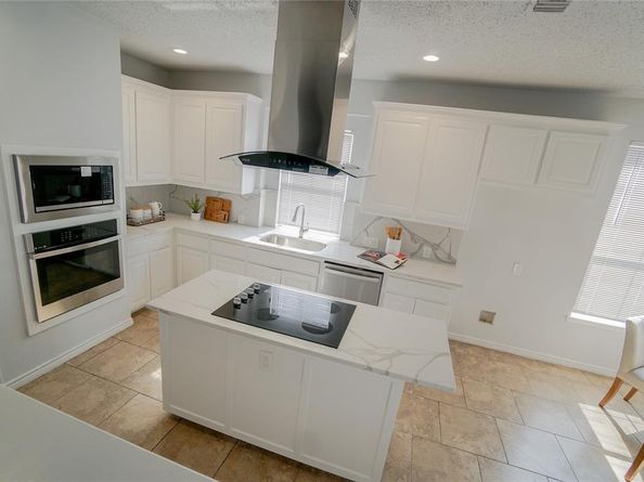 1905  Merritt Way , Arlington Texas 76018