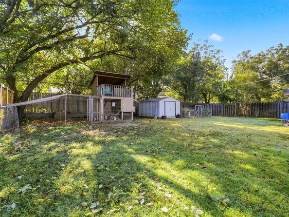 5629  Whitman Avenue , Fort Worth Texas 76133