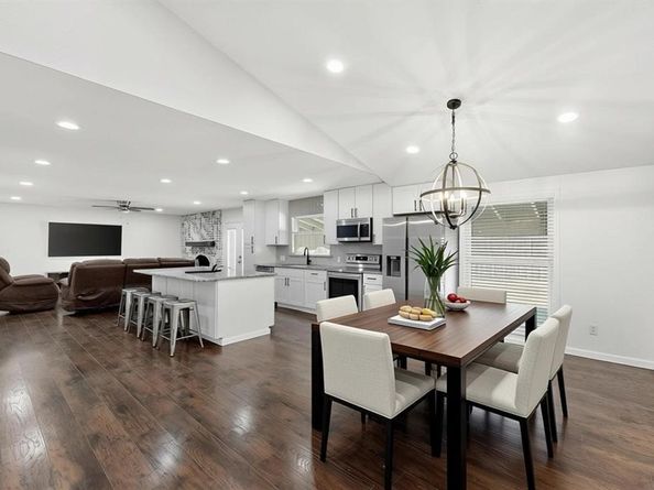 1398  Cherry Hill Lane , Lewisville Texas 75067