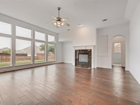 413  Kearsarge Street , DeSoto Texas 75115