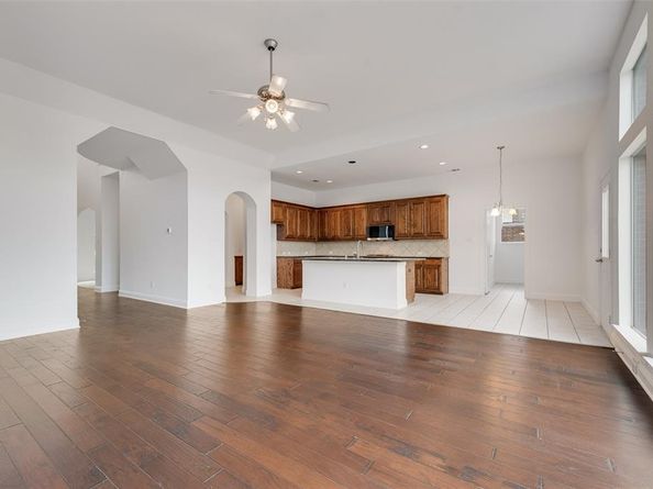 413  Kearsarge Street , DeSoto Texas 75115