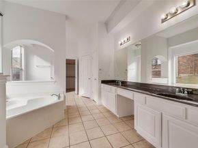 413  Kearsarge Street , DeSoto Texas 75115