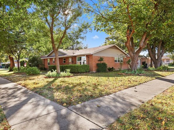 2326  Stanford Street , Garland Texas 75041