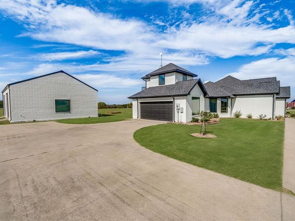 4094  Preston Lakes Circle , Celina Texas 75009