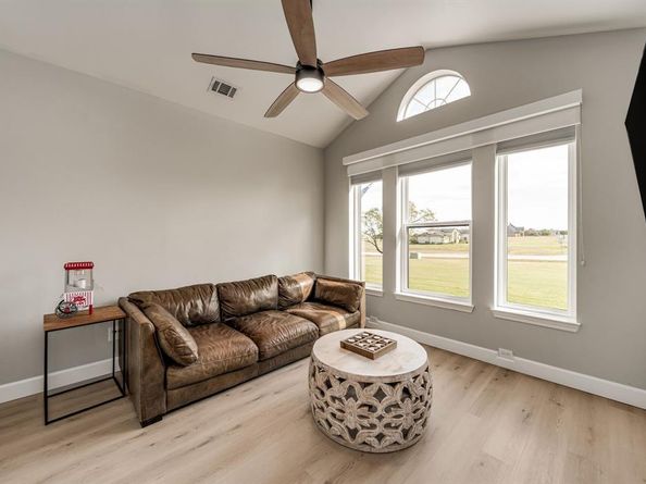 4094  Preston Lakes Circle , Celina Texas 75009