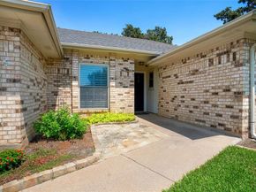 1000  Forest Trail Court , Euless Texas 76039