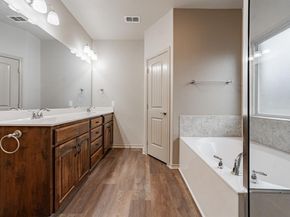 2216  Rosalinda Pass , Fort Worth Texas 76131