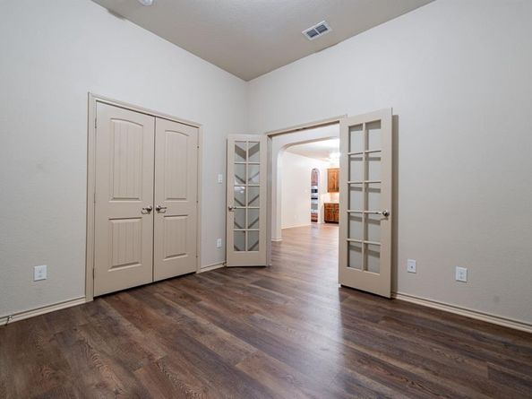 2216  Rosalinda Pass , Fort Worth Texas 76131