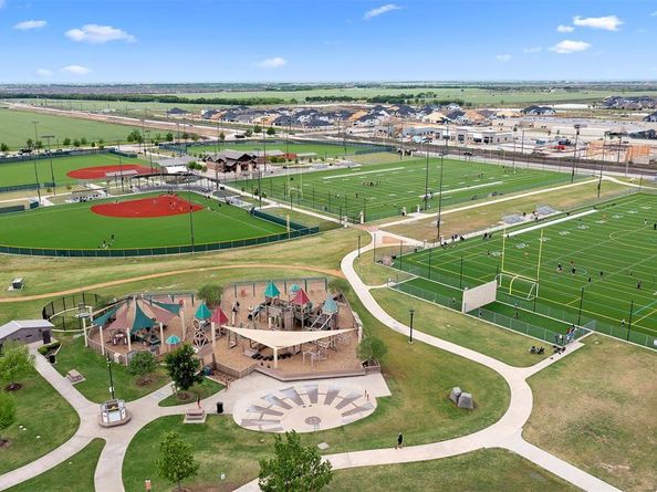 5333  Hybern Avenue , Aubrey Texas 76227