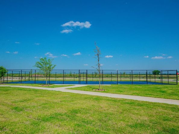 5333  Hybern Avenue , Aubrey Texas 76227