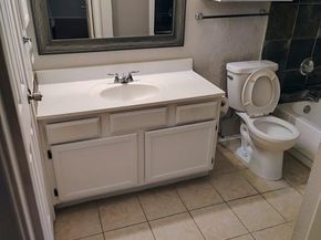 5550  Spring Valley Road  D16, Dallas Texas 75254