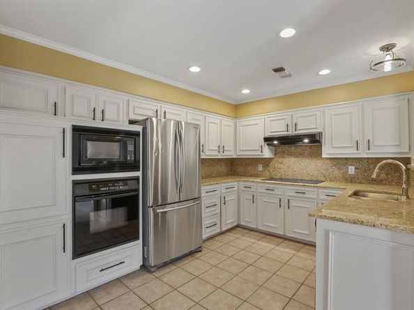 15632  Moondust Drive , Dallas Texas 75248