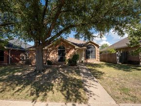 4835  Berridge Lane , Dallas Texas 75227