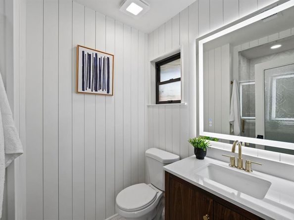 11329  Earlywood Drive , Dallas Texas 75218