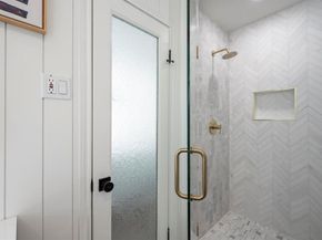 11329  Earlywood Drive , Dallas Texas 75218