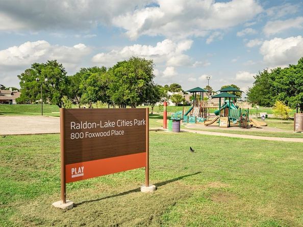 832  Foxwood Place , Lewisville Texas 75067