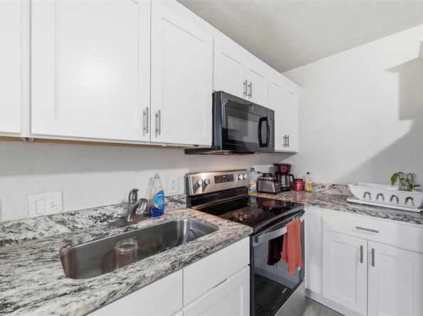 315  Rea Avenue , Lancaster Texas 75146