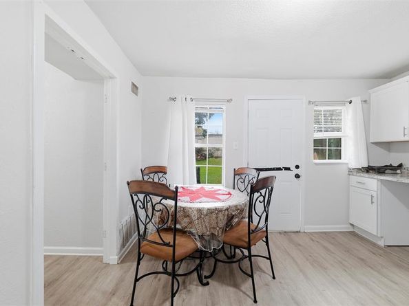 315  Rea Avenue , Lancaster Texas 75146