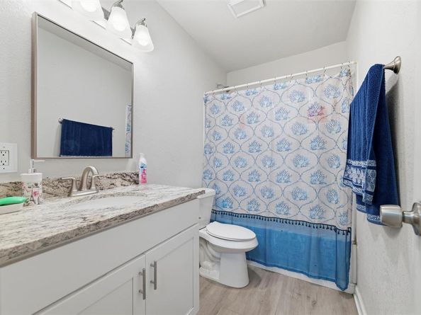 315  Rea Avenue , Lancaster Texas 75146