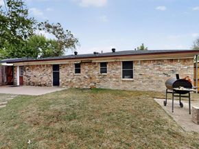 2210  Starlite Lane , Irving Texas 75061