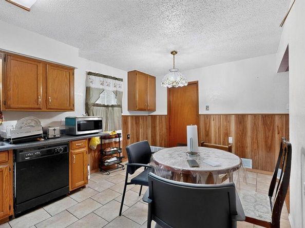 2210  Starlite Lane , Irving Texas 75061